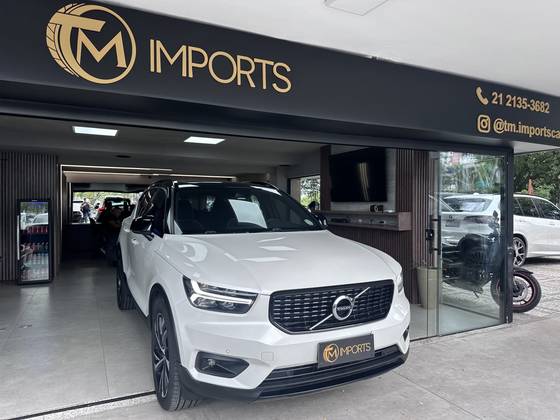 VOLVO XC40 1.5 T5 RECHARGE R-DESIGN GEARTRONIC VOLVO XC40 1.5 T5 RECHARGE R-DESIGN GEARTRONIC